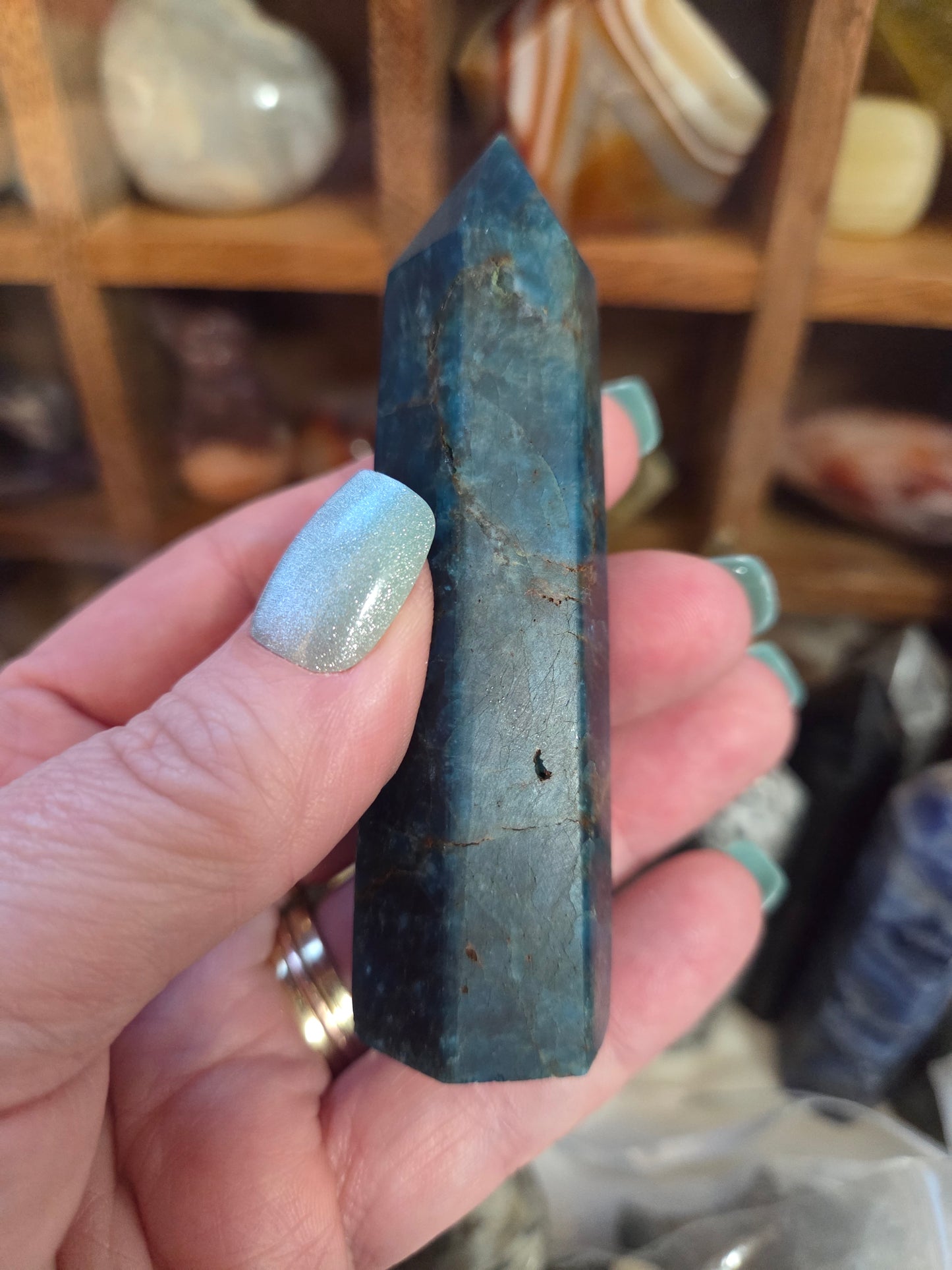 Blue Apatite Tower D, lil flashy one