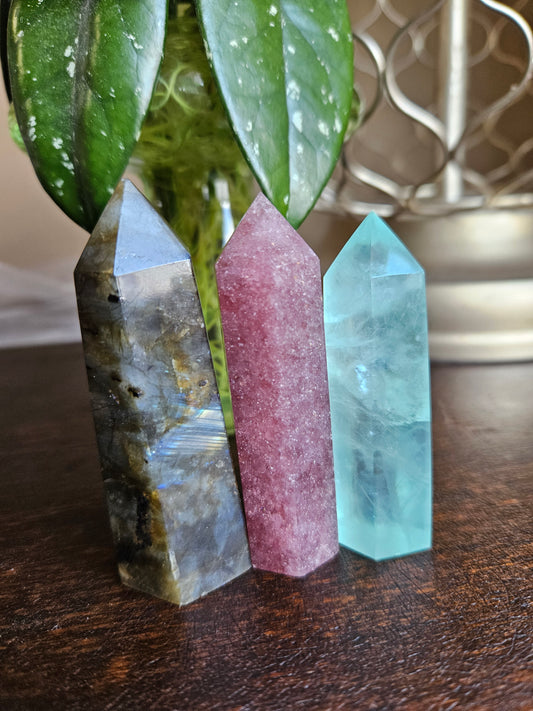 Bundle 21- Labradorite, Baja Blast Fluorite, Strawberry Quartz