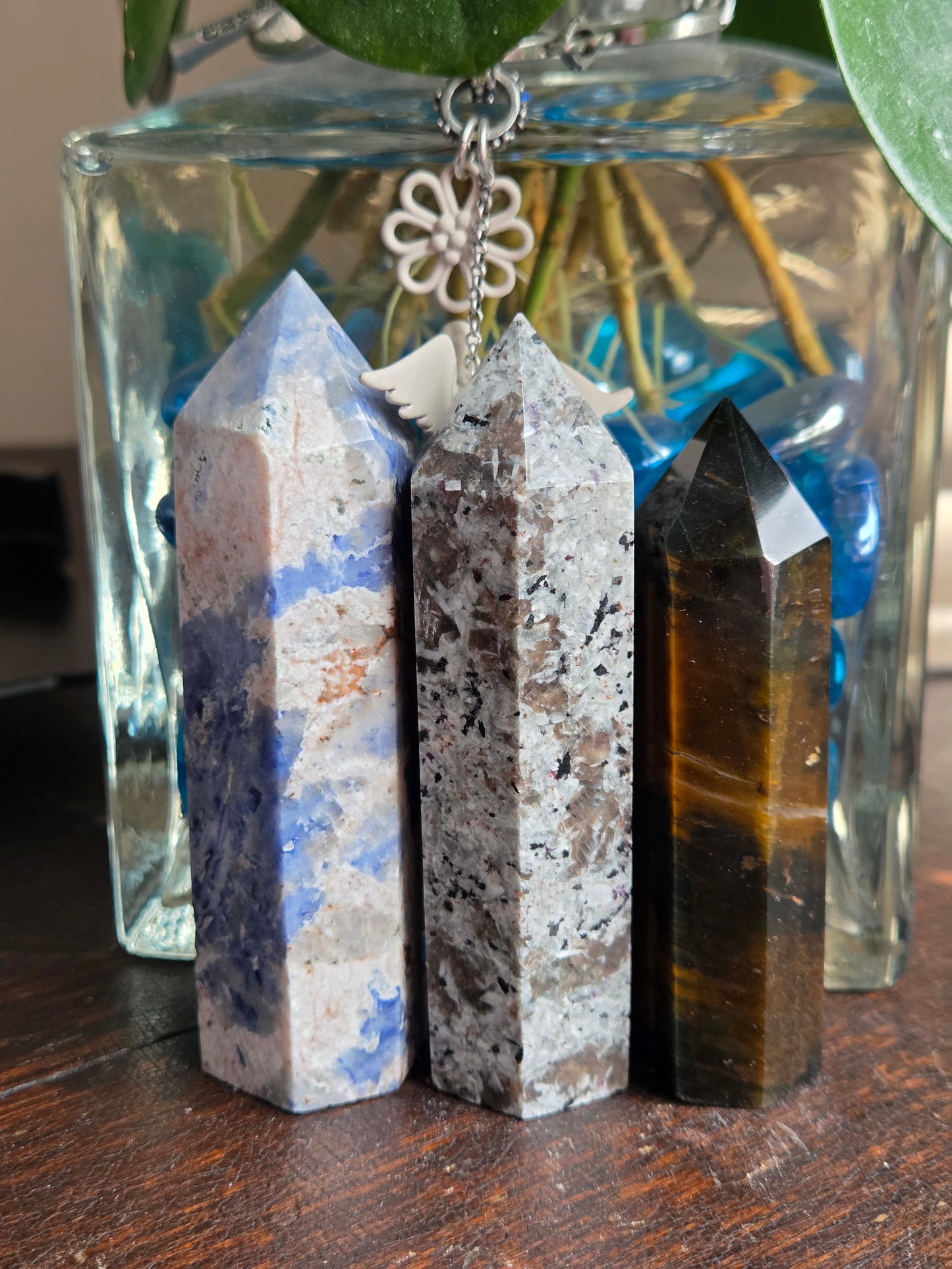 Bundle 11- Sodalite, Tigers Eye, Yooperlite