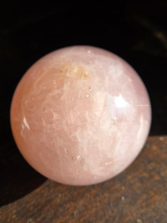 Rose Quartz Sphere D 6 point star