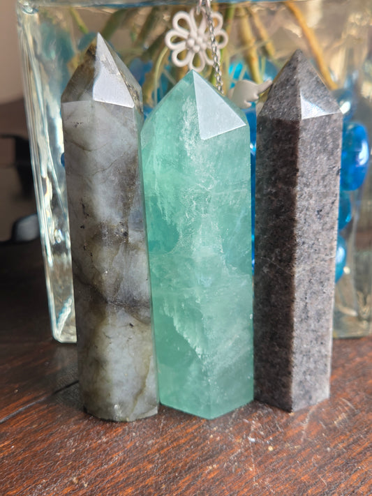 Bundle 2- Yooperlite, Green Aventurine, Labradorite