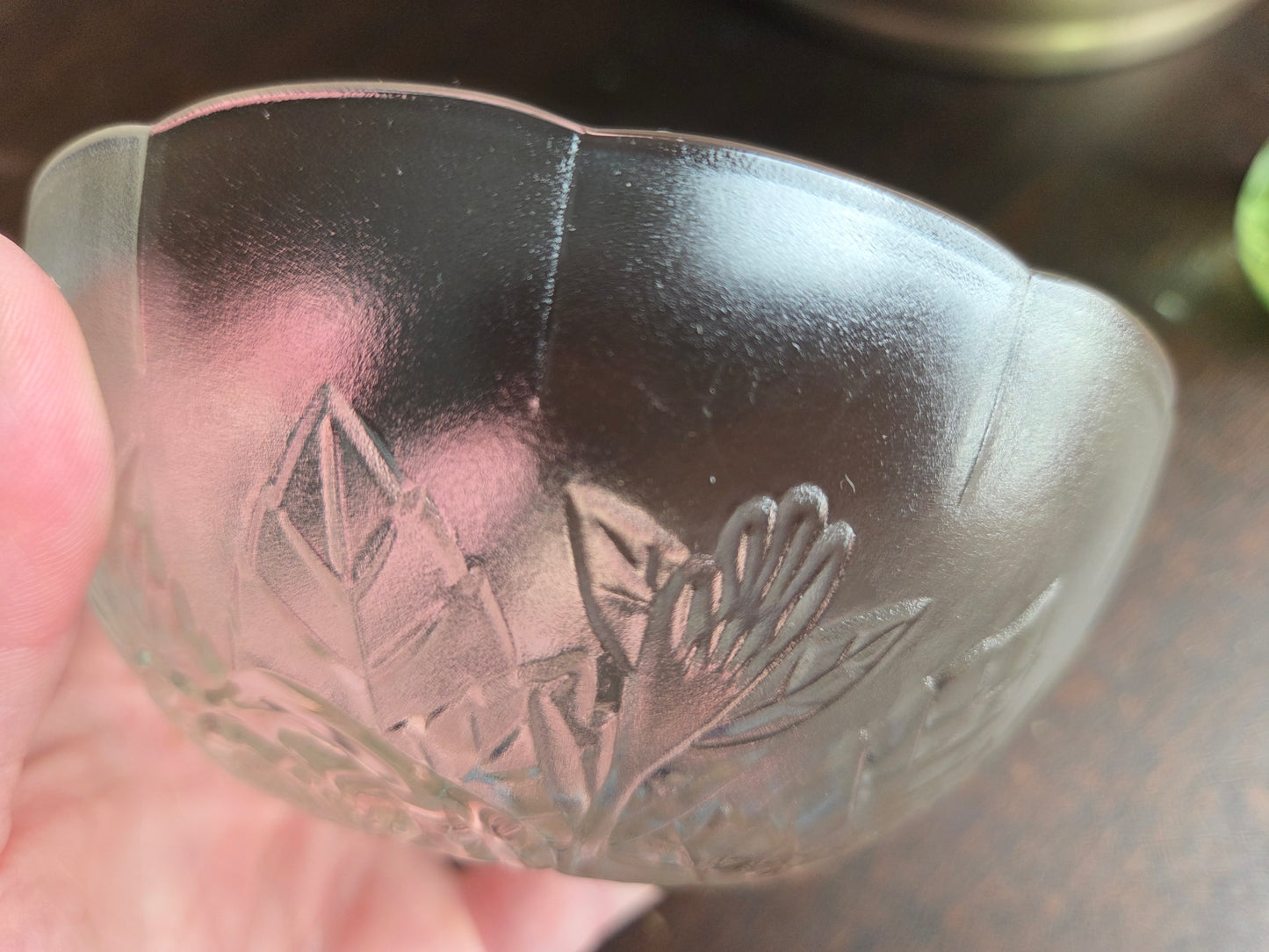Pasari Indonesia Livia Rose Embossed Glass Salad Bowl