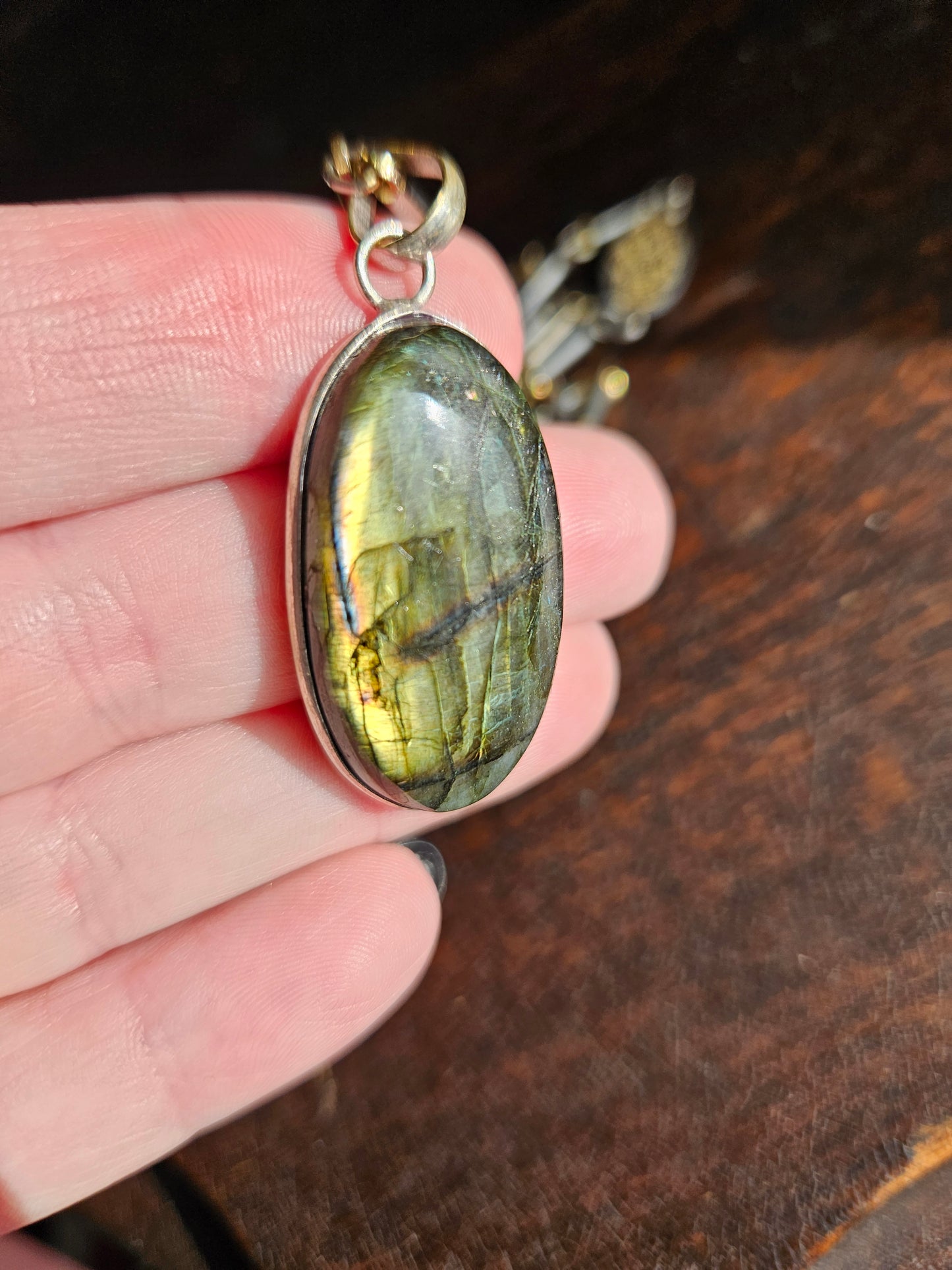 Labradorite Pendant Green