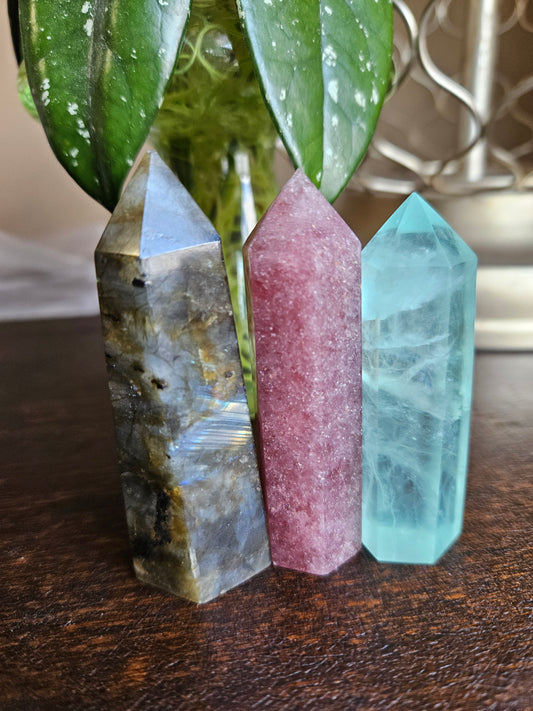 Bundle 21- Labradorite, Baja Blast Fluorite, Strawberry Quartz