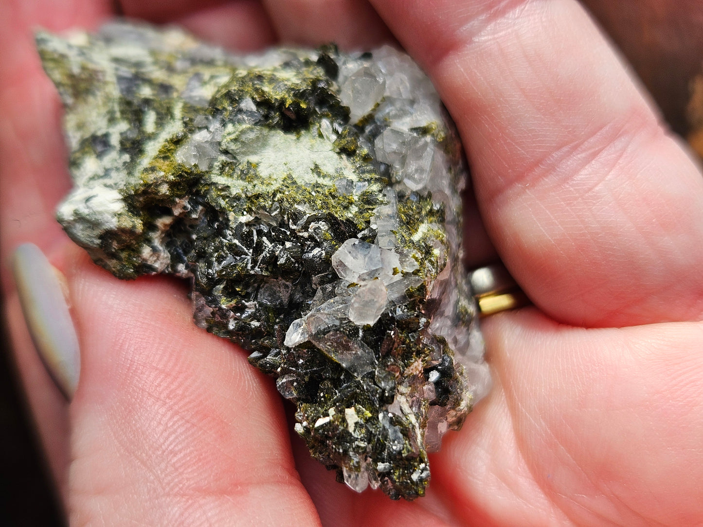 Epidote on Quartz
