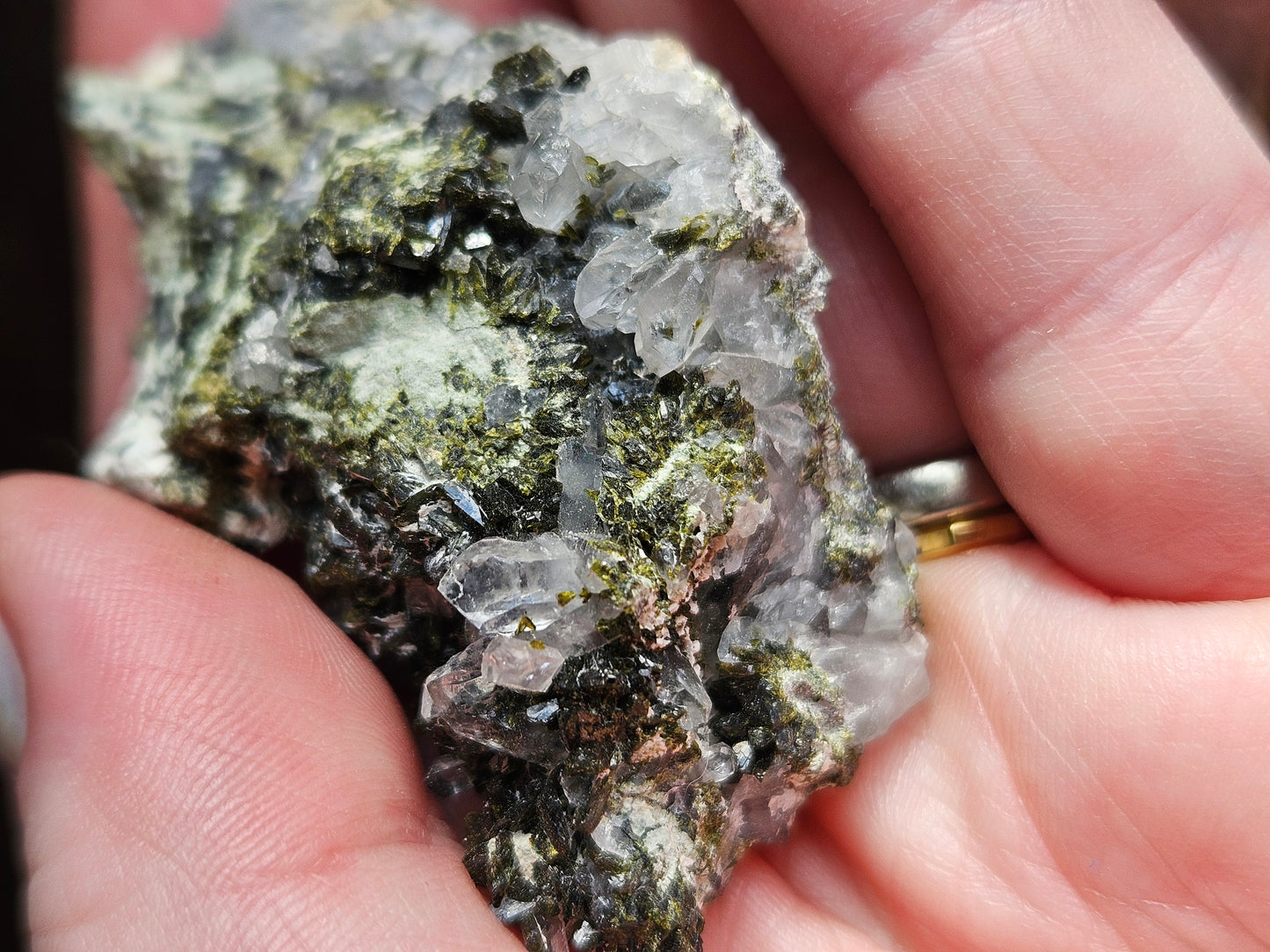 Epidote on Quartz
