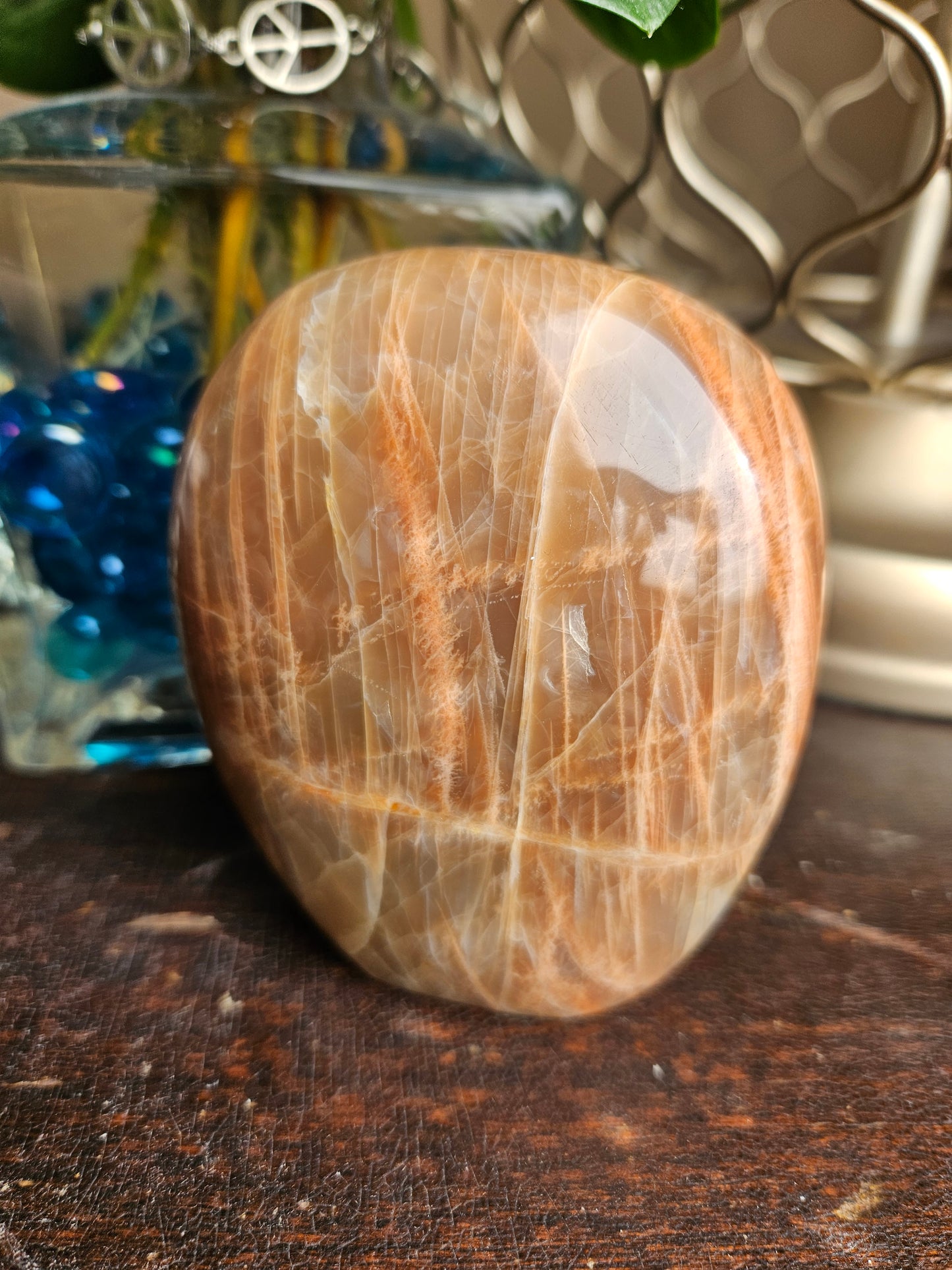 Moonstone Peach Freeform F